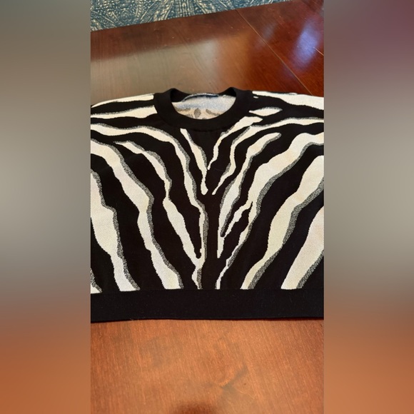 Dolce & Gabbana zebra print metallic threading crew neck long sleeves cropped - Picture 2 of 4